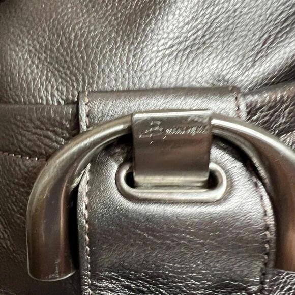 B Makowsky Cross Body Shoulder Bag Slim Hobo Purse Silver Pebbled Leather - Picture 4 of 9